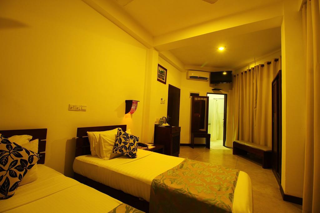 Rock Fort Hotel&SPA Unawatuna Exterior foto