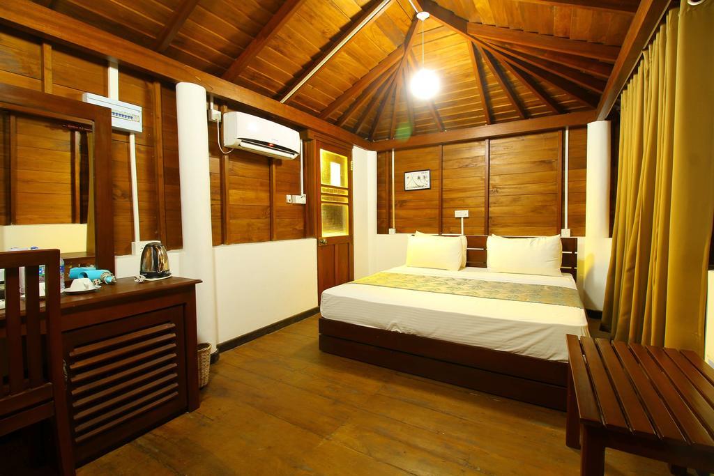 Rock Fort Hotel&SPA Unawatuna Exterior foto